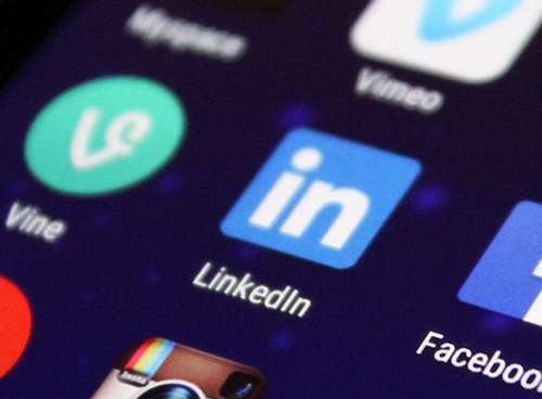 Essential Tips To Manage Your LinkedIn Page Successfully